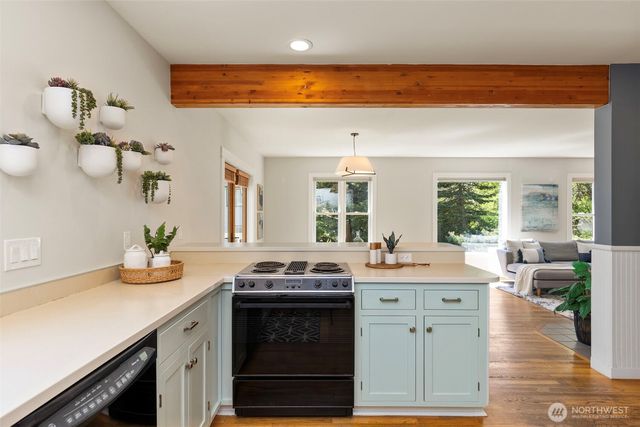 355 21st Street, Port Townsend, WA 98368