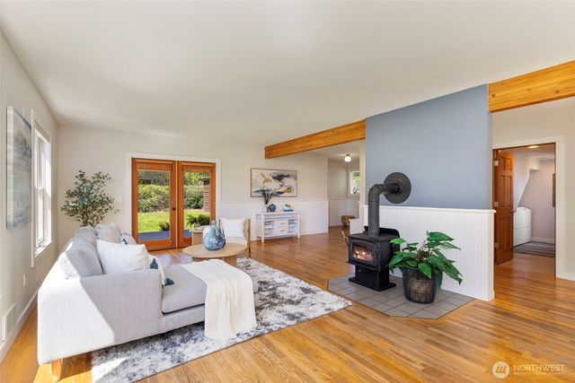 355 21st Street, Port Townsend, WA 98368