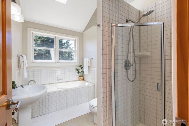 355 21st Street, Port Townsend, WA 98368