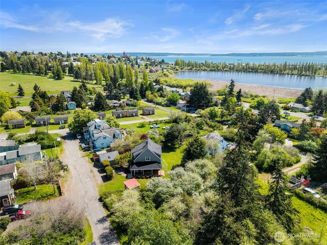 355 21st Street, Port Townsend, WA 98368