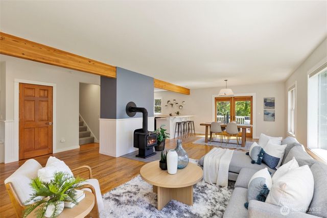 355 21st Street, Port Townsend, WA 98368