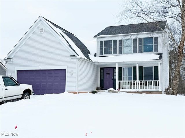 1461 Brookridge Avenue, Louisville, OH 44641