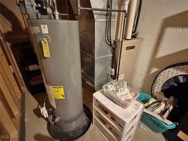 1461 Brookridge Avenue, Louisville, OH 44641