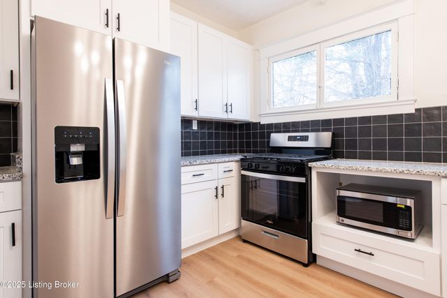 4608 S 1st St, Louisville, KY 40214