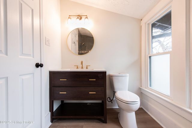 4608 S 1st St, Louisville, KY 40214