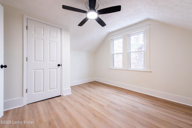 4608 S 1st St, Louisville, KY 40214