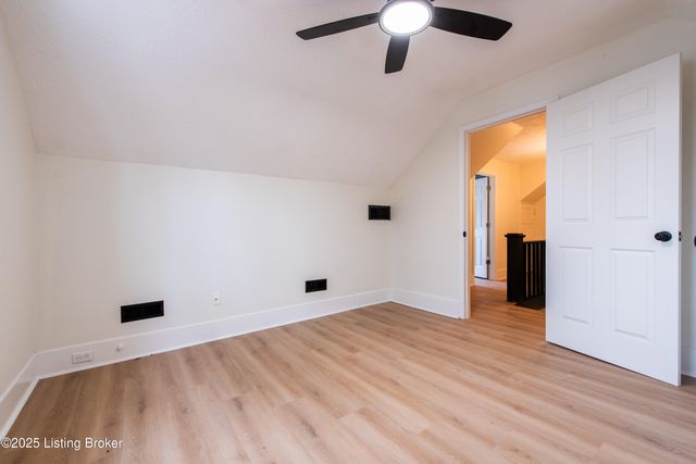 4608 S 1st St, Louisville, KY 40214