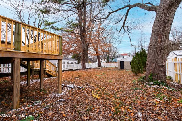 4608 S 1st St, Louisville, KY 40214