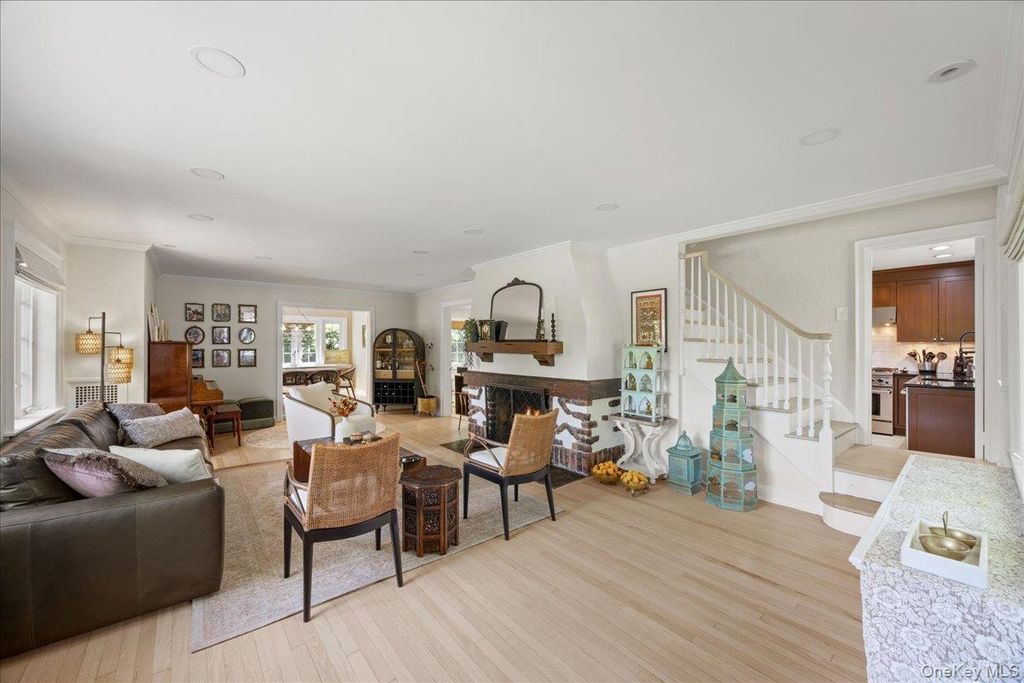 311 Lyncroft Road, New Rochelle, NY 10804 — photo 5