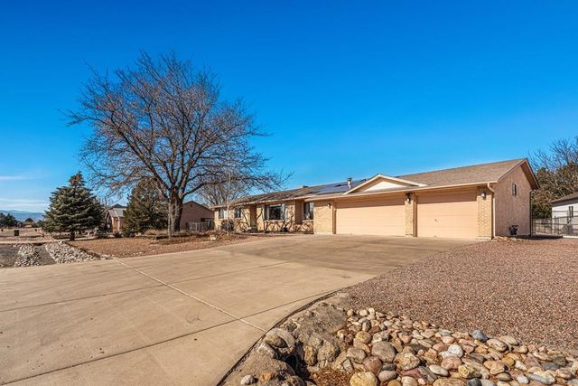 235 S Golfwood Dr E, Pueblo West, CO 81007