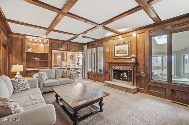 26334 Carrington Boulevard, Perrysburg, OH 43551