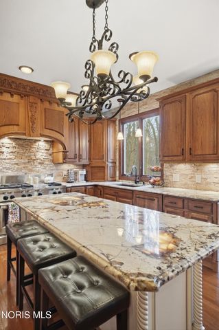 26334 Carrington Boulevard, Perrysburg, OH 43551