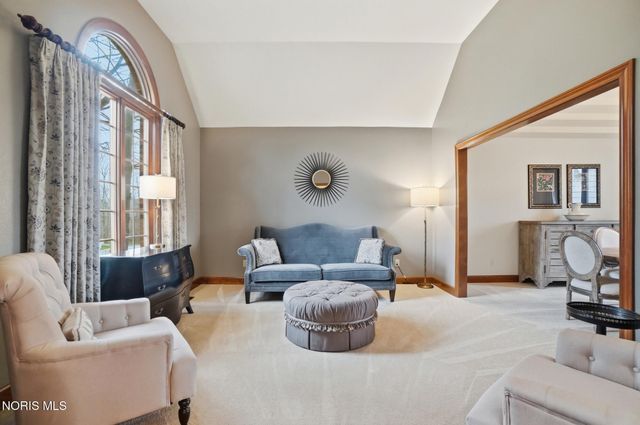 26334 Carrington Boulevard, Perrysburg, OH 43551