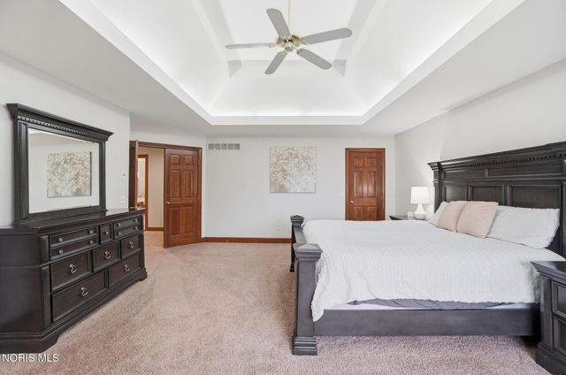 26334 Carrington Boulevard, Perrysburg, OH 43551