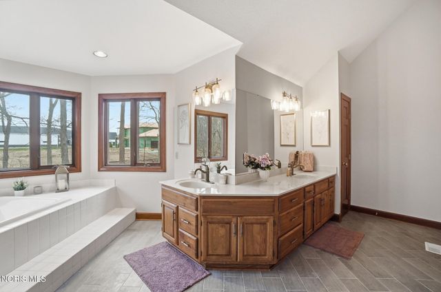 26334 Carrington Boulevard, Perrysburg, OH 43551