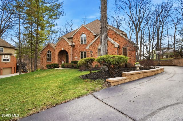 26334 Carrington Boulevard, Perrysburg, OH 43551