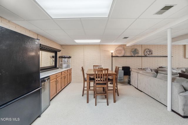 26334 Carrington Boulevard, Perrysburg, OH 43551