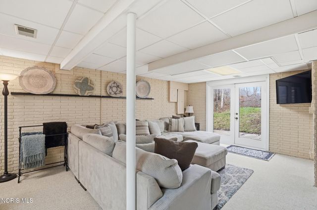 26334 Carrington Boulevard, Perrysburg, OH 43551