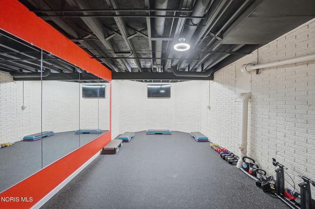 26334 Carrington Boulevard, Perrysburg, OH 43551