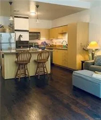 630 W 6th, Los Angeles, CA 90017