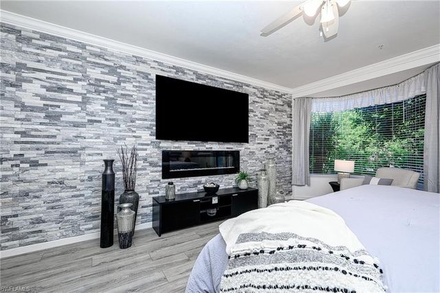 133 Colonade CIR, Naples, FL 34103