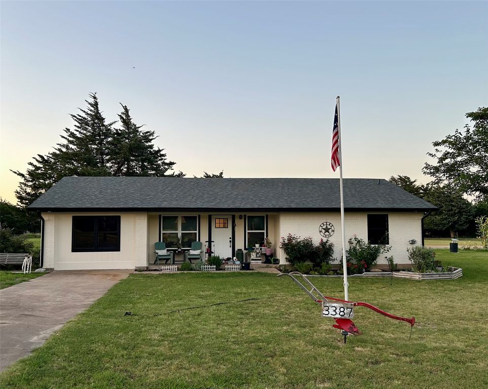 3387 FM 121, Van Alstyne, TX 75495