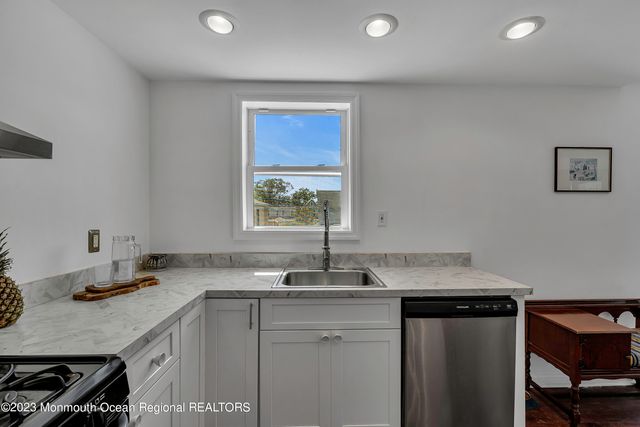 611 Park Place Avenue B, Bradley Beach, NJ 07720