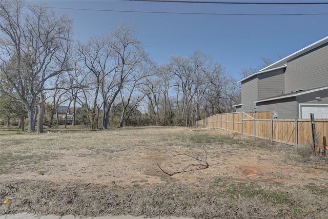 4511 Yancy Street, Dallas, TX 75216