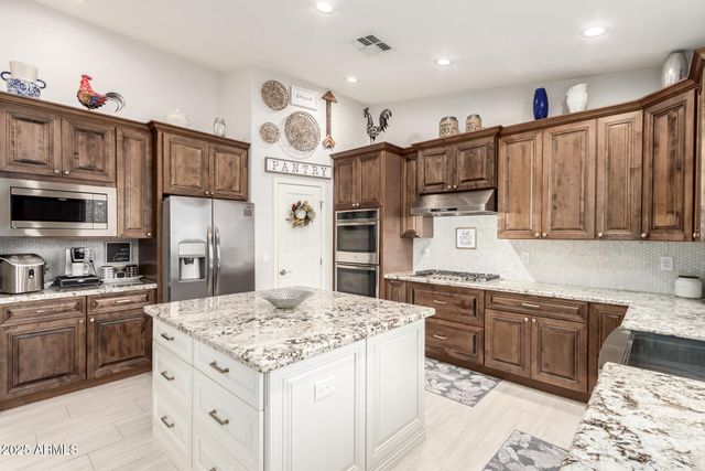 42711 N 45th Drive, Phoenix, AZ 85087