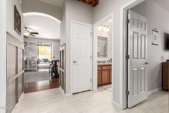 42711 N 45th Drive, Phoenix, AZ 85087