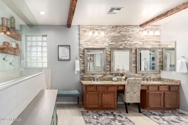 42711 N 45th Drive, Phoenix, AZ 85087