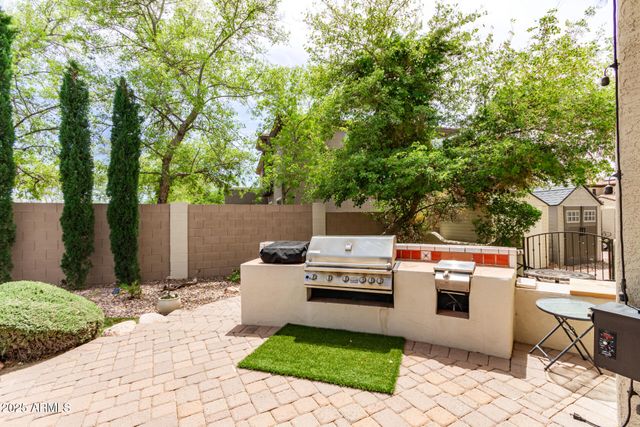 42711 N 45th Drive, Phoenix, AZ 85087