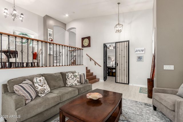 42711 N 45th Drive, Phoenix, AZ 85087