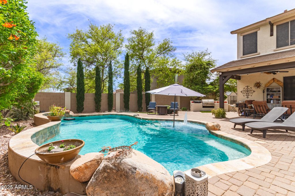 42711 N 45th Drive, Phoenix, AZ 85087