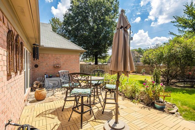 8721 OLD RIVER RD, Memphis, TN 38018