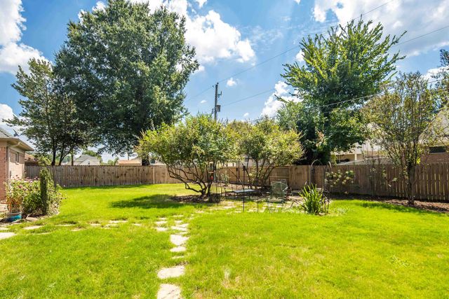 8721 OLD RIVER RD, Memphis, TN 38018