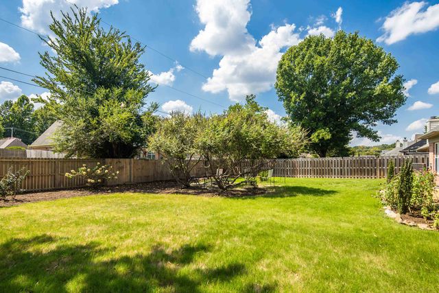 8721 OLD RIVER RD, Memphis, TN 38018