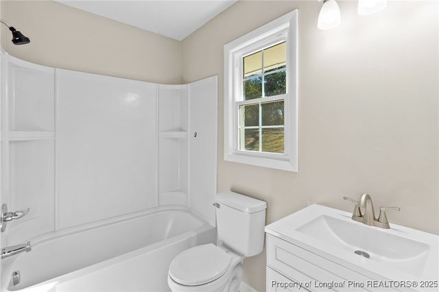 221 Lansdowne Road, Fayetteville, NC 28314