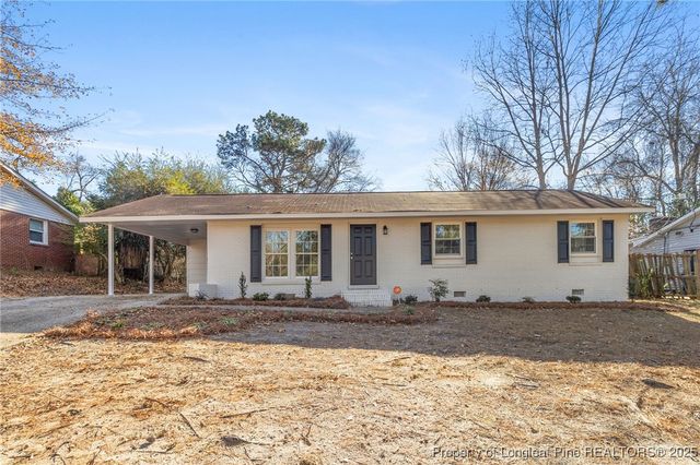 221 Lansdowne Road, Fayetteville, NC 28314