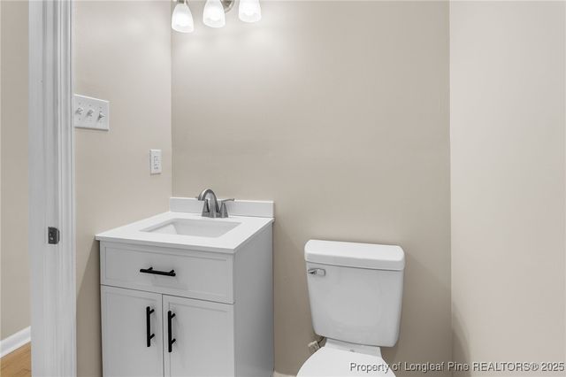 221 Lansdowne Road, Fayetteville, NC 28314