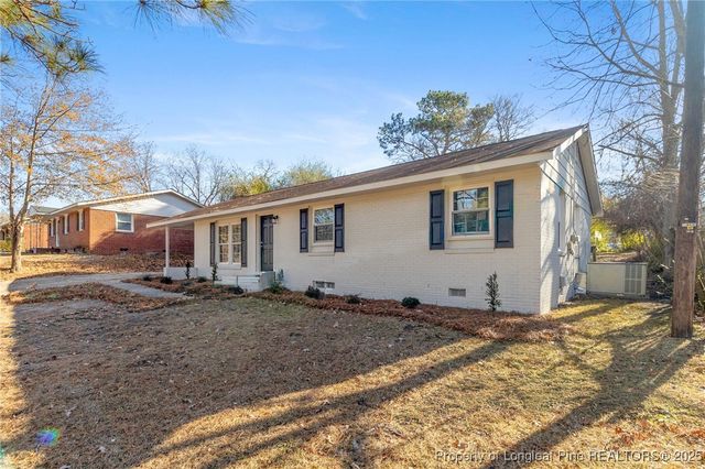 221 Lansdowne Road, Fayetteville, NC 28314