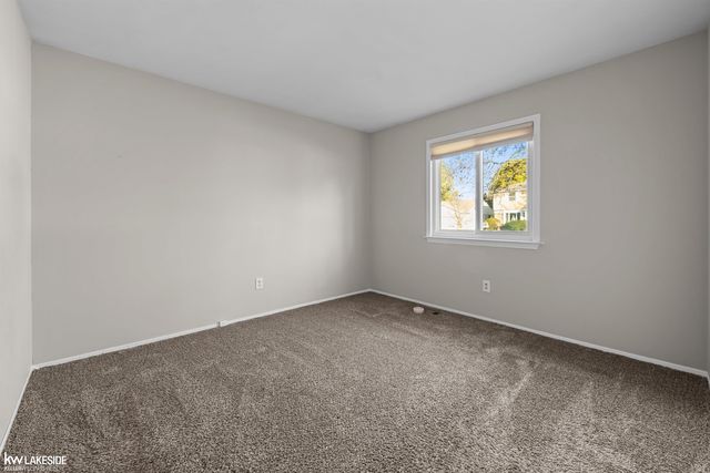 3043 Heritage Drive, Troy, MI 48083