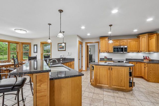 N63W27176 Maple STREET, Sussex, WI 53089