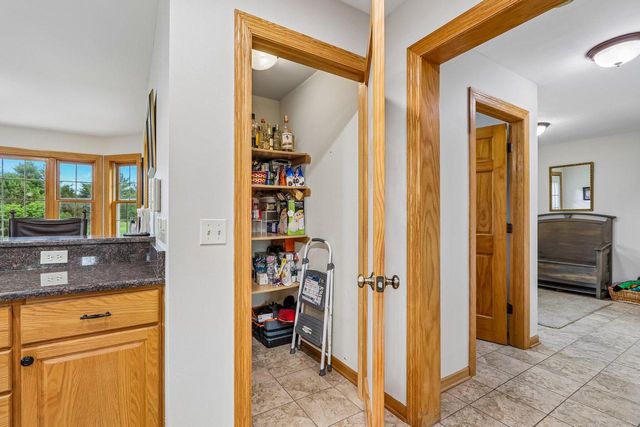 N63W27176 Maple STREET, Sussex, WI 53089