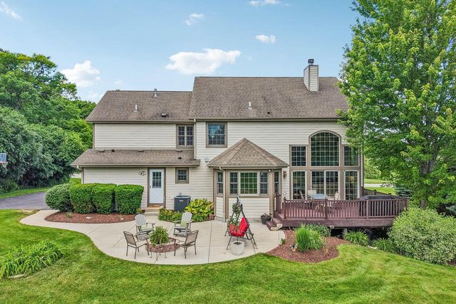N63W27176 Maple STREET, Sussex, WI 53089