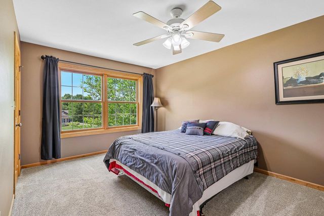N63W27176 Maple STREET, Sussex, WI 53089
