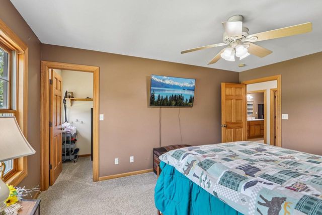 N63W27176 Maple STREET, Sussex, WI 53089