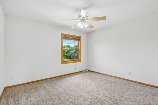 N63W27176 Maple STREET, Sussex, WI 53089
