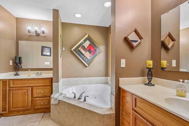 N63W27176 Maple STREET, Sussex, WI 53089