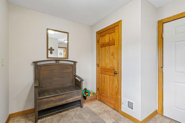 N63W27176 Maple STREET, Sussex, WI 53089